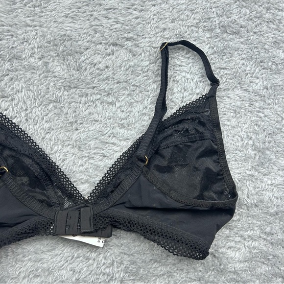 Chantelle SPIRIT 11A8 Black Lace Wirefree Bra with J-Hook Back Sz  M - Picture 9 of 16